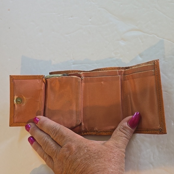 Princess Gardner Tan Cowhide leather Coin pouch Bi fold wallet Vintage - Picture 3 of 8